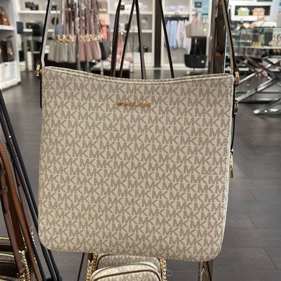 Michael Kors Jet Set Travel Large Messenger Crossbody Bag Light Cream Multi - Picture 10 of 16